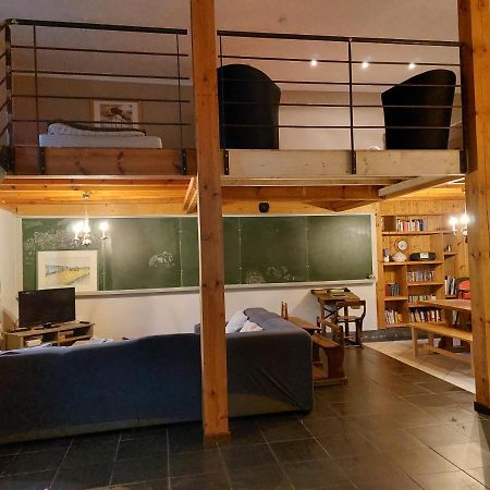 L'Ecole Daire Dinant Dış mekan fotoğraf