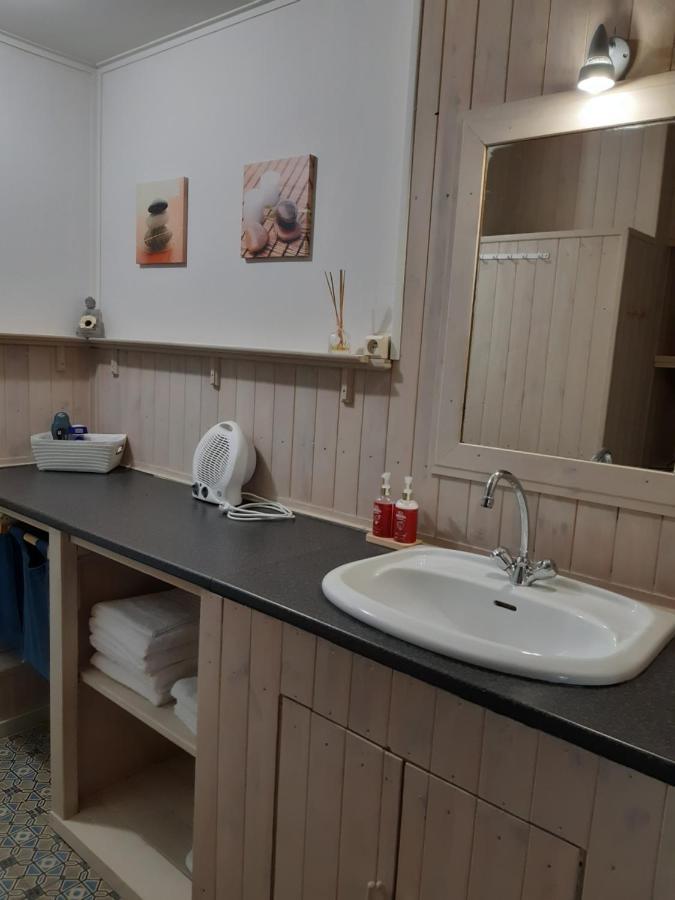 L'Ecole Daire Dinant Dış mekan fotoğraf